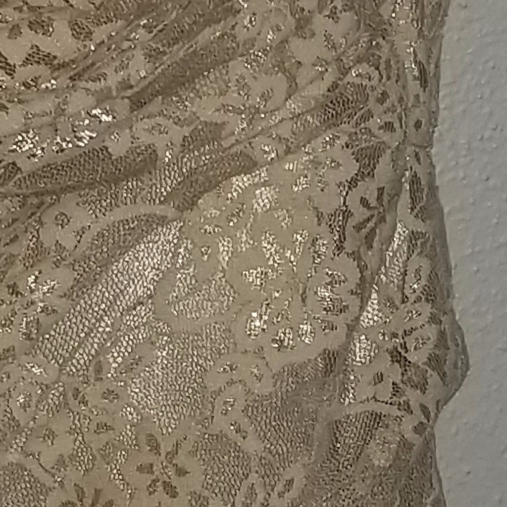 Dress - Picture 4 of 4